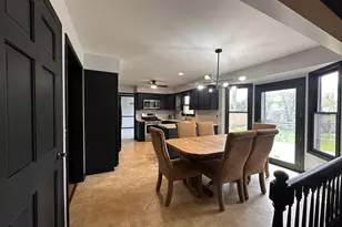 1914 Howard St, Wheaton, IL 60187 - Photo 9