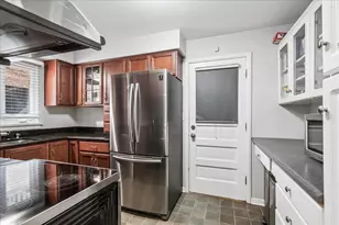 2246 Sherman Ave, Evanston, IL 60201 - Photo 9