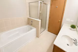 24230 Walnut Cir, Plainfield, IL 60585 - Photo 9