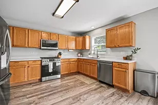 10477 Dawson St, Huntley, IL 60142 - Photo 9