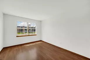1040 N Knollwood Dr, Palatine, IL 60067 - Photo 13