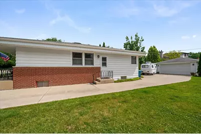 551 S Poplar Avenue, Elmhurst, IL 60126 - Photo 23