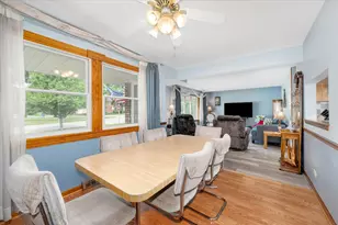 551 S Poplar Ave, Elmhurst, IL 60126 - Photo 7