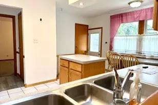 551 S Poplar Ave, Elmhurst, IL 60126 - Photo 11