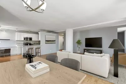 345 N Canal Street #1204, Chicago, IL 60606 - Photo 5