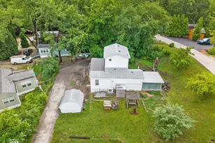 46 Lakeshore Dr, Wilmington, IL 60481 - Photo 1