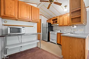 46 Lakeshore Dr, Wilmington, IL 60481 - Photo 5
