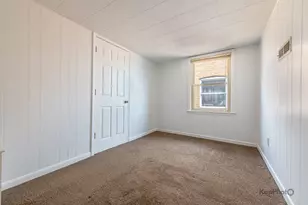 10933 S Avenue H, Chicago, IL 60617 - Photo 17