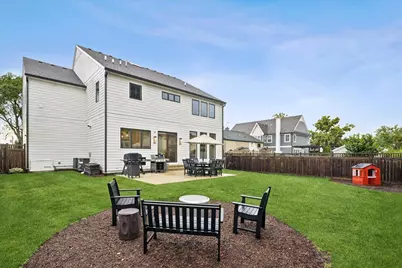 835 S Cambridge Avenue, Elmhurst, IL 60126 - Photo 33
