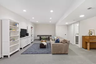 835 S Cambridge Ave, Elmhurst, IL 60126 - Photo 29