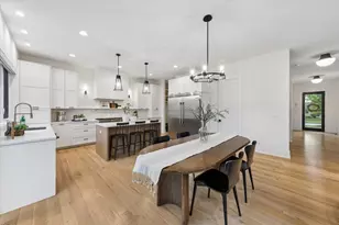 835 S Cambridge Ave, Elmhurst, IL 60126 - Photo 9