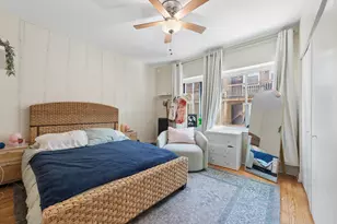 908 W Sunnyside Ave, Chicago, IL 60640 - Photo 13