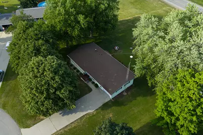 3447 Hilldale Drive, Freeport, IL 61032 - Photo 27