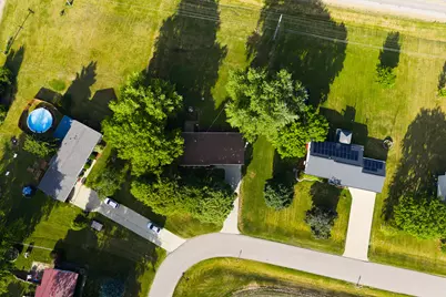 3447 Hilldale Drive, Freeport, IL 61032 - Photo 23