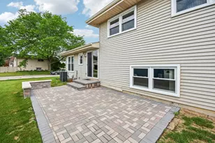 410 Flint Trail, Carol Stream, IL 60188 - Photo 35