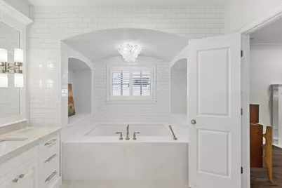 690 Wingate Road, Glen Ellyn, IL 60137 - Photo 21