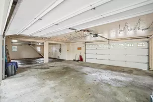 320 W 3rd St, Prophetstown, IL 61277 - Photo 39