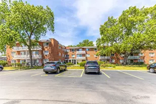 25 E Palatine Rd, Arlington Heights, IL 60004 - Photo 1
