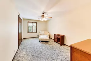3218 E Reichert Dr, Crete, IL 60417 - Photo 27