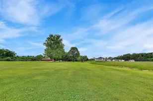 3218 E Reichert Dr, Crete, IL 60417 - Photo 41