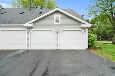251 Appletree Court #Z1, Buffalo Grove, IL 60089 - Photo 3