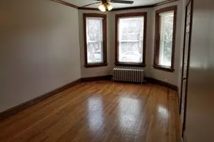 5226 W Hutchinson St, Chicago, IL 60641 - Photo 9