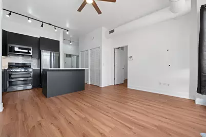 1000 N Kingsbury Street #107, Chicago, IL 60610 - Photo 5