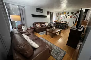499 Gilbert Dr, Wood Dale, IL 60191 - Photo 5