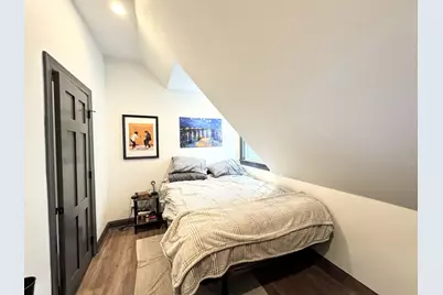 1040 W Roscoe Street #3, Chicago, IL 60657 - Photo 11
