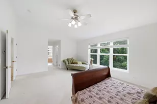 524 Camargo Club Dr, Lake in the Hills, IL 60156 - Photo 17