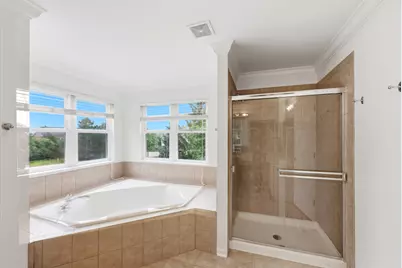 524 Camargo Club Drive, Lake in the Hills, IL 60156 - Photo 21