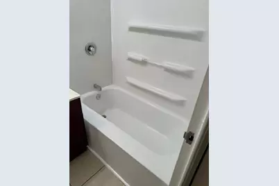 601 E 32nd Street #203, Chicago, IL 60616 - Photo 15