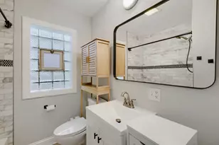 5125 N Sayre Ave, Chicago, IL 60656 - Photo 13