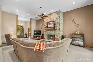 8316 Eagle Ridge, Spring Grove, IL 60081 - Photo 7