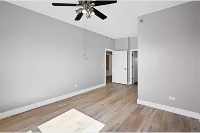 100 N Hermitage Avenue #908, Chicago, IL 60612 - Photo 9