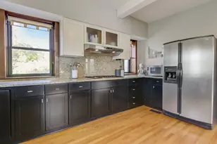 835 N Ellsworth St, Naperville, IL 60563 - Photo 13