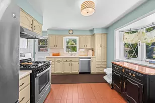 705 N Drury Ln, Arlington Heights, IL 60004 - Photo 5