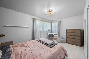 705 N Drury Ln, Arlington Heights, IL 60004 - Photo 7