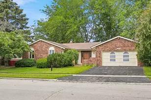 1621 Sleepy Hollow Ln, Dekalb, IL 60115 - Photo 1
