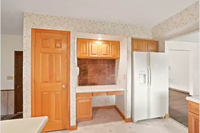 1621 Sleepy Hollow Lane, Dekalb, IL 60115 - Photo 13