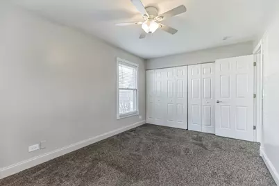 307 Farmington Lane, Vernon Hills, IL 60061 - Photo 11