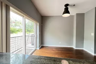 2426 W 32nd Pl, Chicago, IL 60608 - Photo 9