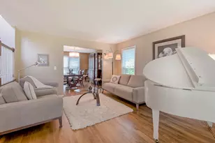 1337 Saddlebrook Rd, Bartlett, IL 60103 - Photo 9