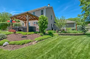 1337 Saddlebrook Rd, Bartlett, IL 60103 - Photo 43