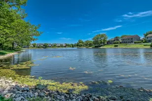 1337 Saddlebrook Rd, Bartlett, IL 60103 - Photo 7