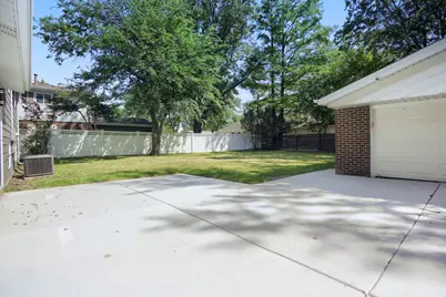 305 Jackson Street, Park Forest, IL 60466 - Photo 23