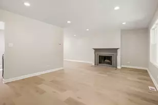 305 Jackson St, Park Forest, IL 60466 - Photo 5