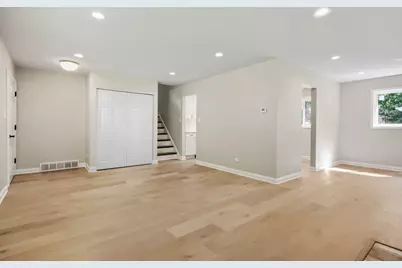 305 Jackson Street, Park Forest, IL 60466 - Photo 7