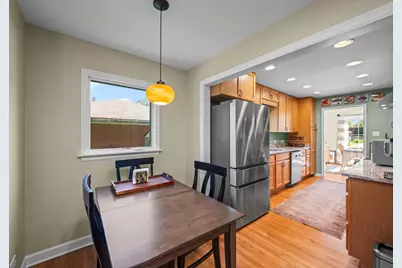 934 N Vail Avenue, Arlington Heights, IL 60004 - Photo 9