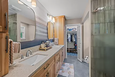 934 N Vail Avenue, Arlington Heights, IL 60004 - Photo 15